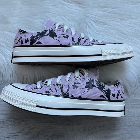 NWT Converse Chuck 70 OX Himala Women’s Shoes - Picture 8 of 9